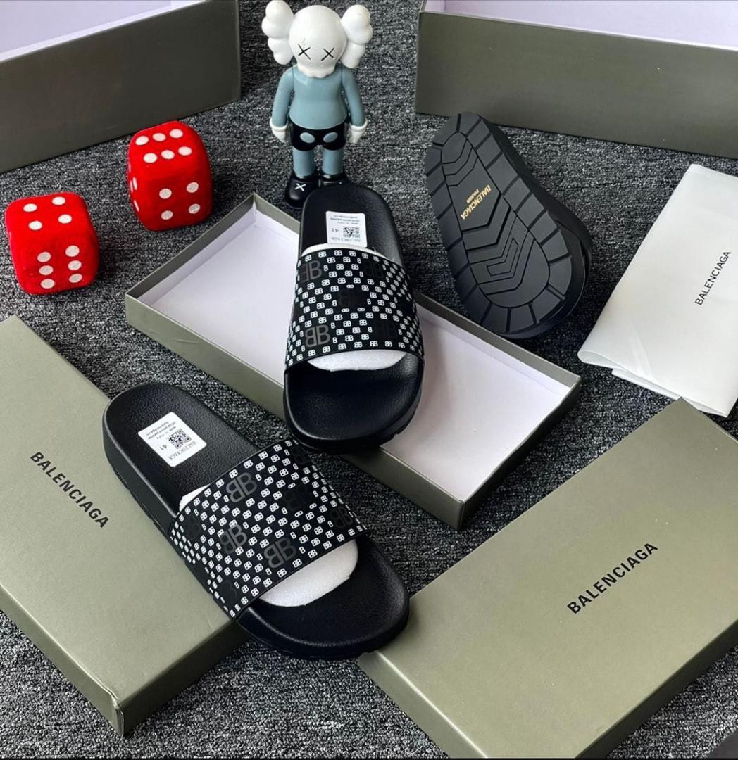Black BB Logo Platform Slides Balenciaga Inspired Chunky Thick Sole Slip On Streetwear Unisex Fashion Casual Sandals Hype Beach Pool Shoes