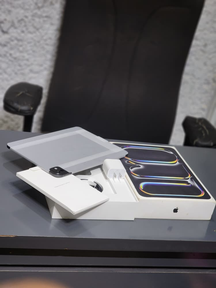 NEW (Non-Active) iPad Pro 11" M5 Chip (2025 Model) | 512GB Storage | Wi-Fi + Cellular 5G | Ultra Retina XDR Tandem OLED Display | Professional Grade Tablet