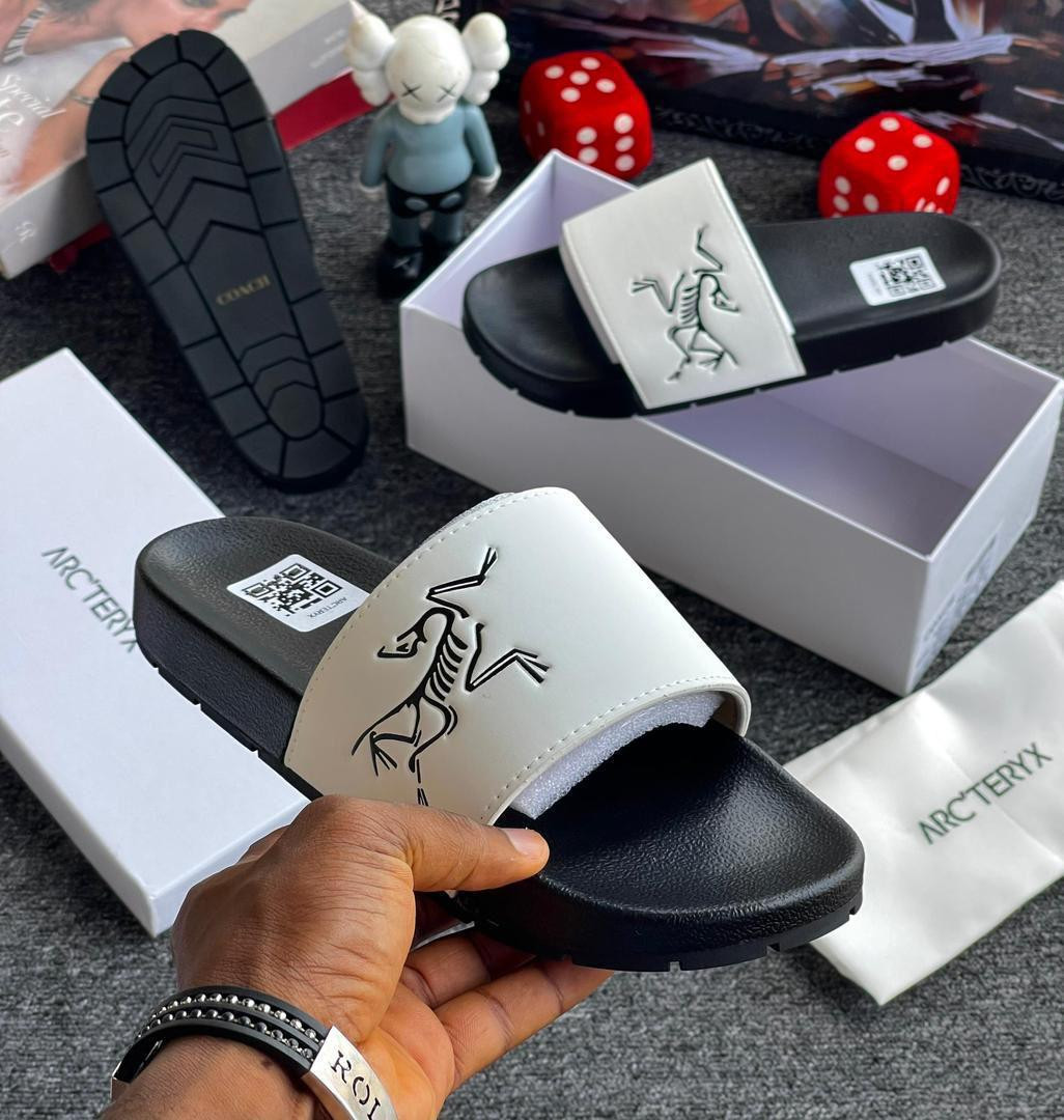 Black Arcteryx Inspired Platform Slides Bird Logo Thick Sole Slip On Streetwear Unisex Fashion Casual Sandals Hype Beach Pool Shoes
